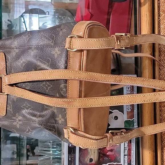 lv mini mountsouri backpack monogram canvas - Picture 9 of 14